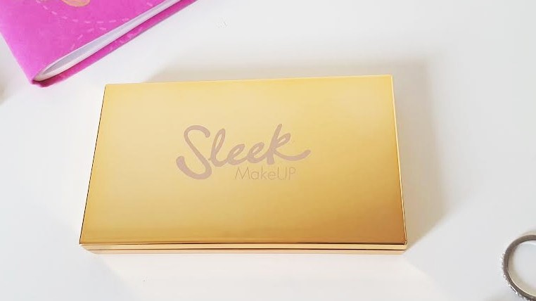 Sleek Highlighting Palette Solstice Closed