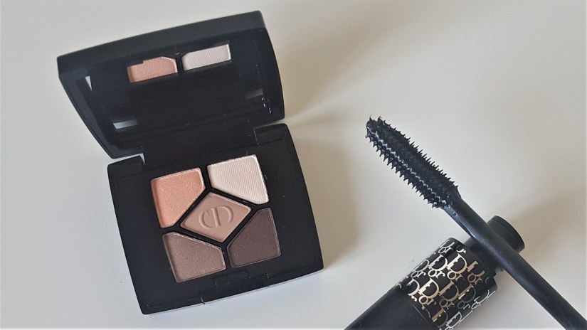 Dior mini eye shadow palette