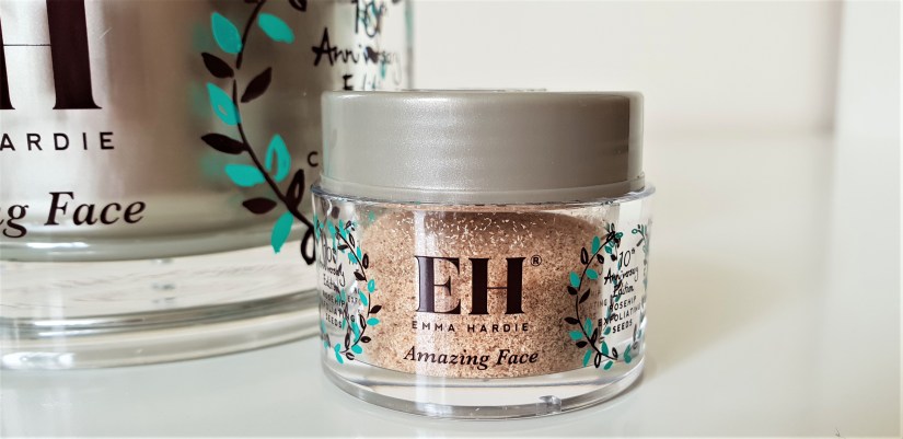 Emma Hardie Rosehip Exfoliating Seeds